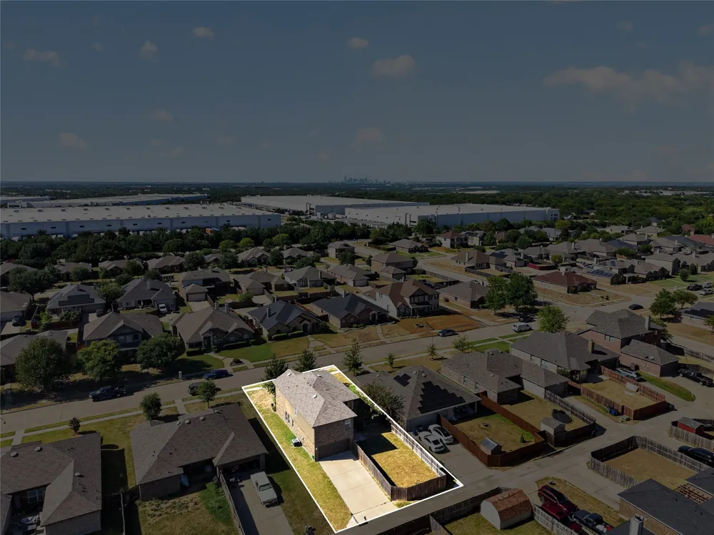 1518 Illinois Avenue Lancaster, TX 75134