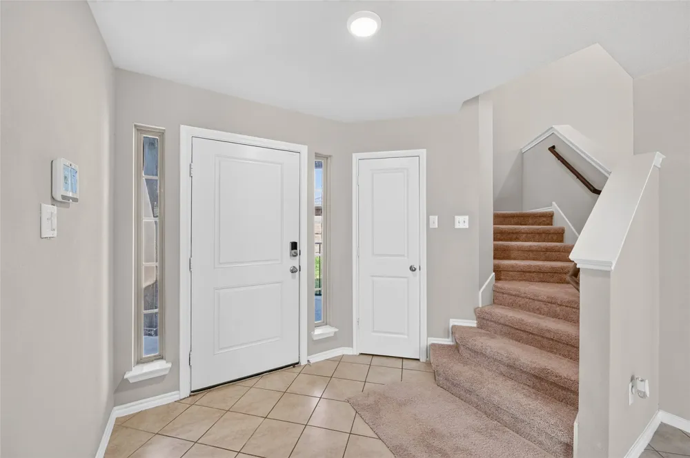 1518 Illinois Avenue Lancaster, TX 75134