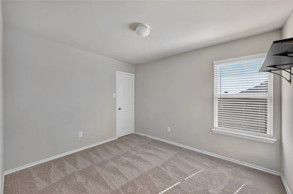 1518 Illinois Avenue Lancaster, TX 75134