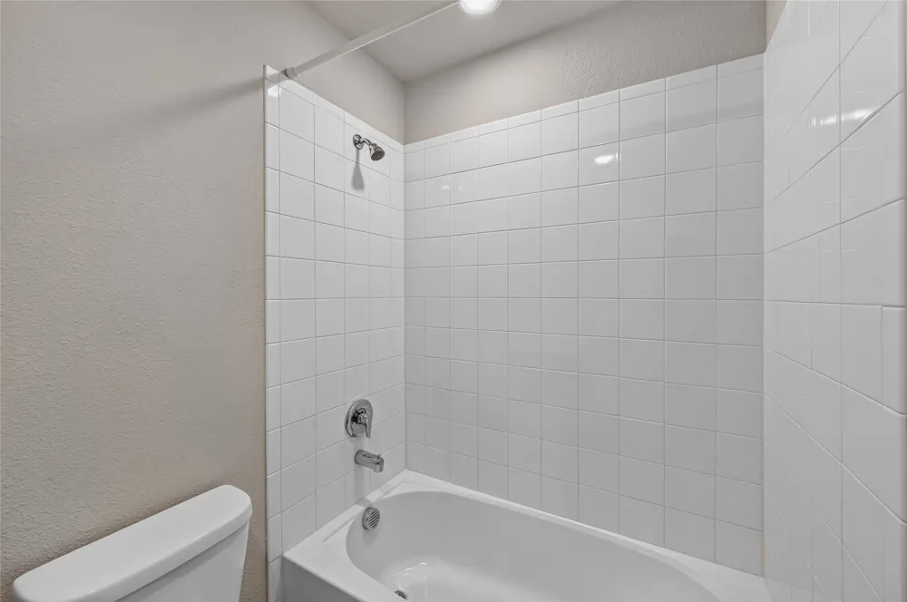 1518 Illinois Avenue Lancaster, TX 75134