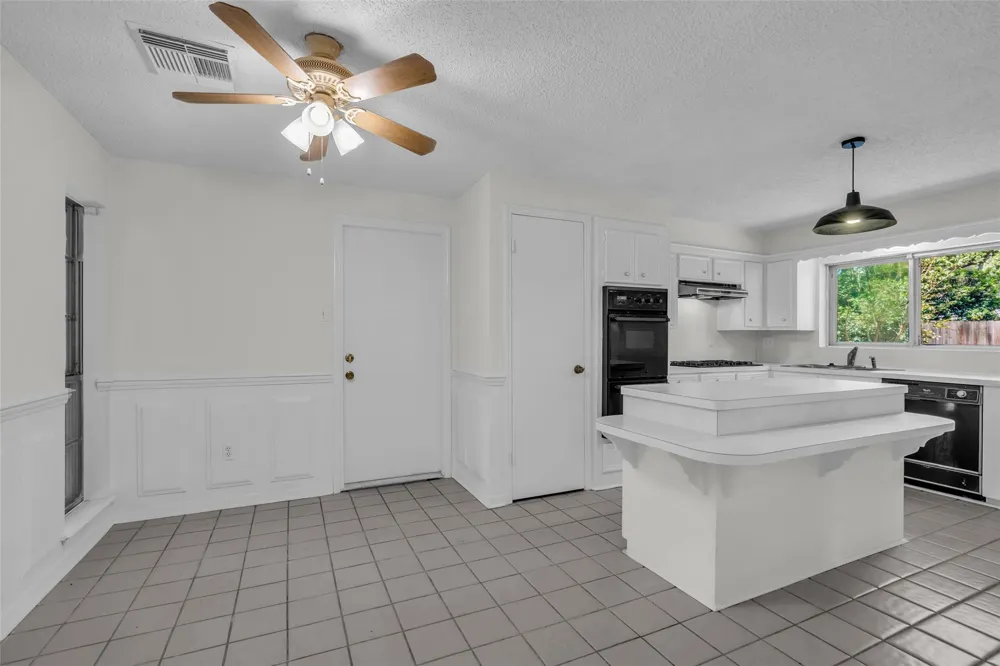 2023 Shadow Rock Drive Kingwood, TX 77339