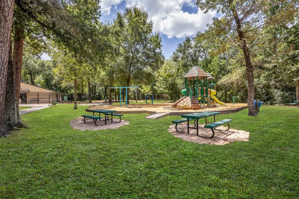 2023 Shadow Rock Drive Kingwood, TX 77339