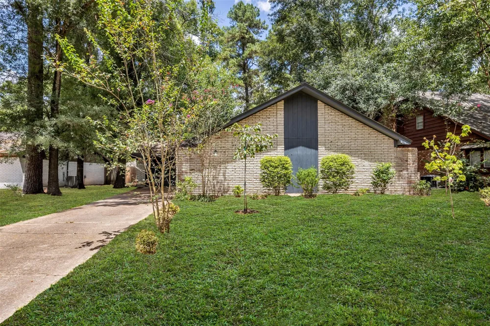 2023 Shadow Rock Drive Kingwood, TX 77339