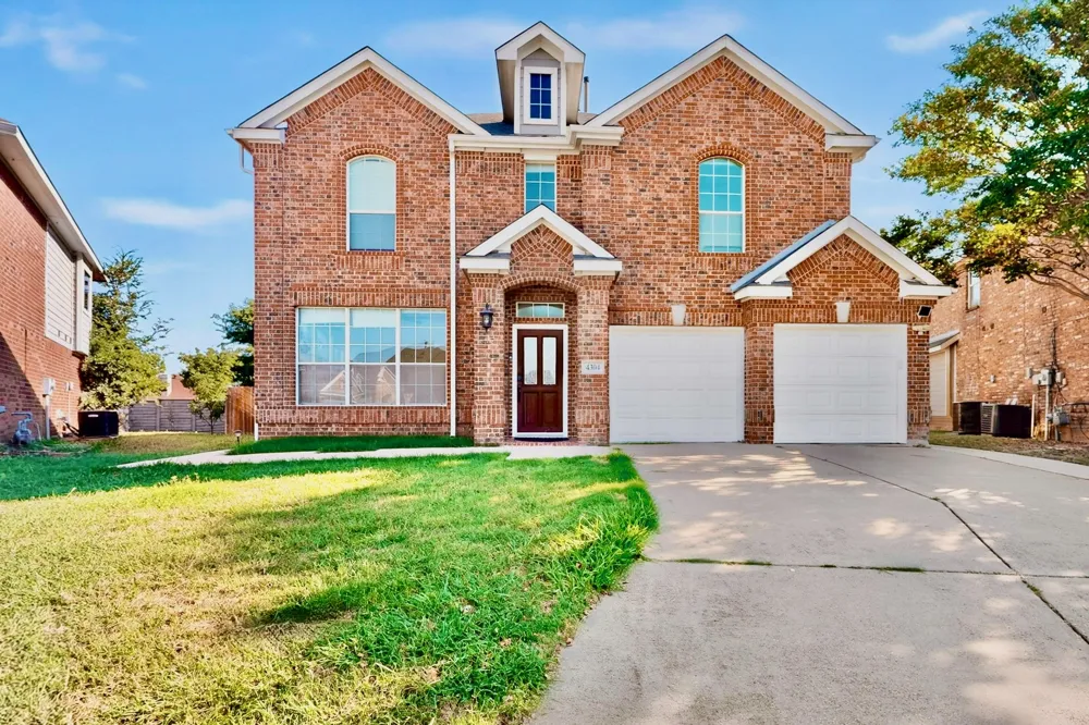 4304 Harpers Ferry Drive Grand Prairie, TX 75052
