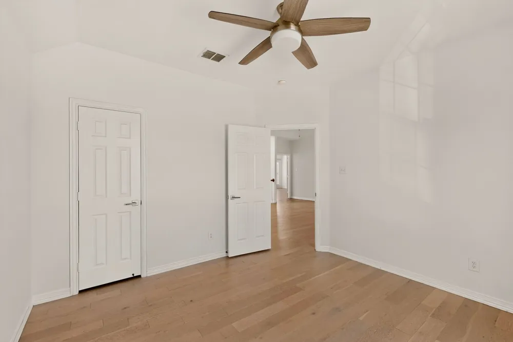 4304 Harpers Ferry Drive Grand Prairie, TX 75052