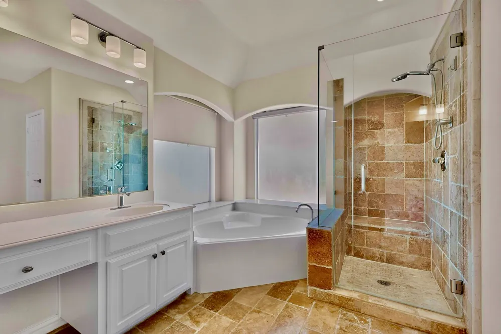 4304 Harpers Ferry Drive Grand Prairie, TX 75052