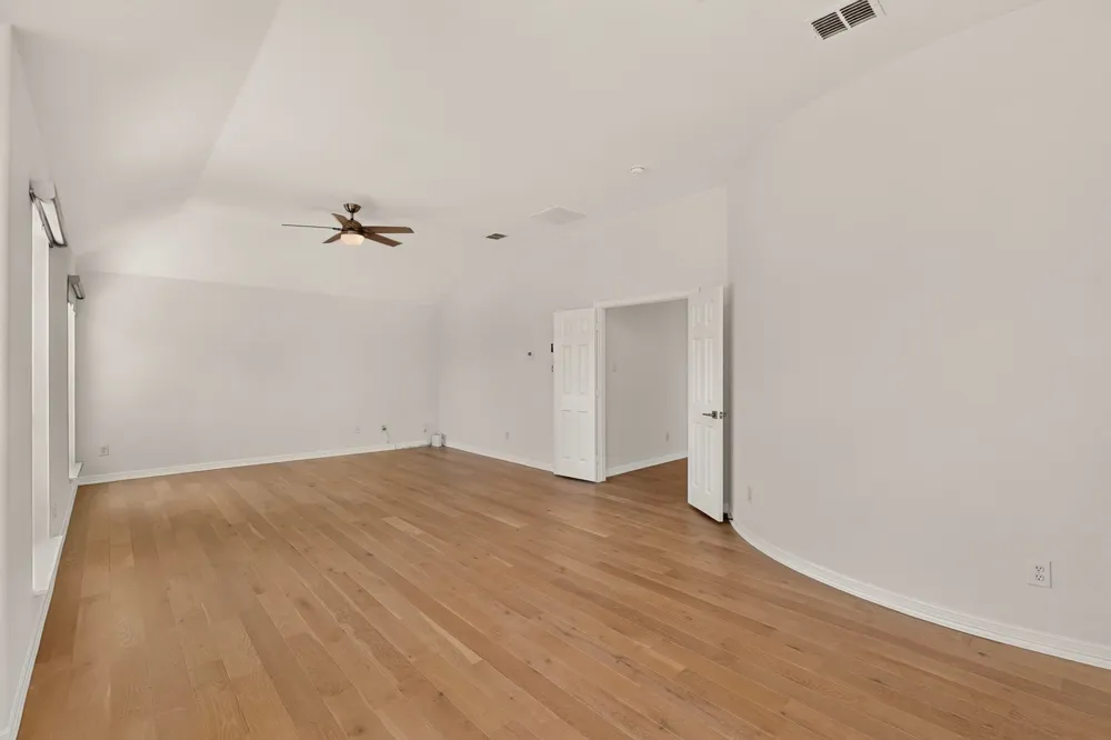 4304 Harpers Ferry Drive Grand Prairie, TX 75052
