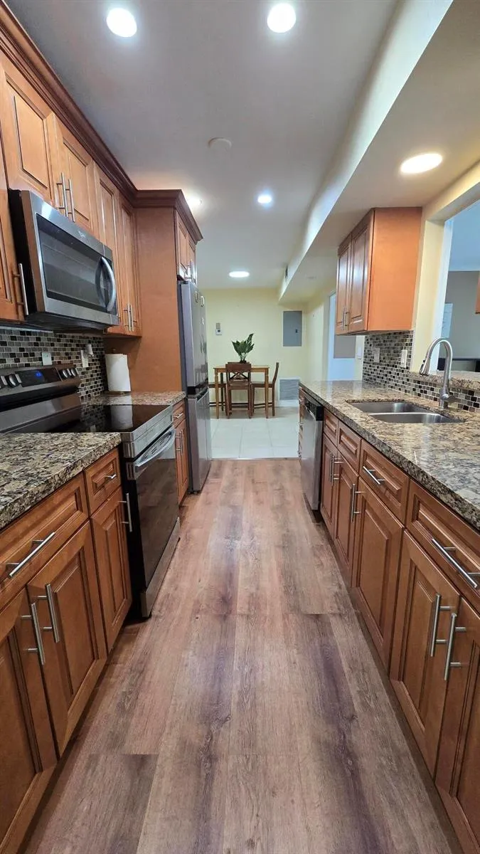 6311 NW 71st Avenue Tamarac, FL 33321
