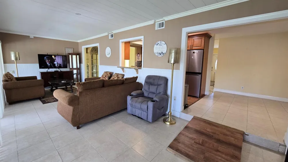 6311 NW 71st Avenue Tamarac, FL 33321