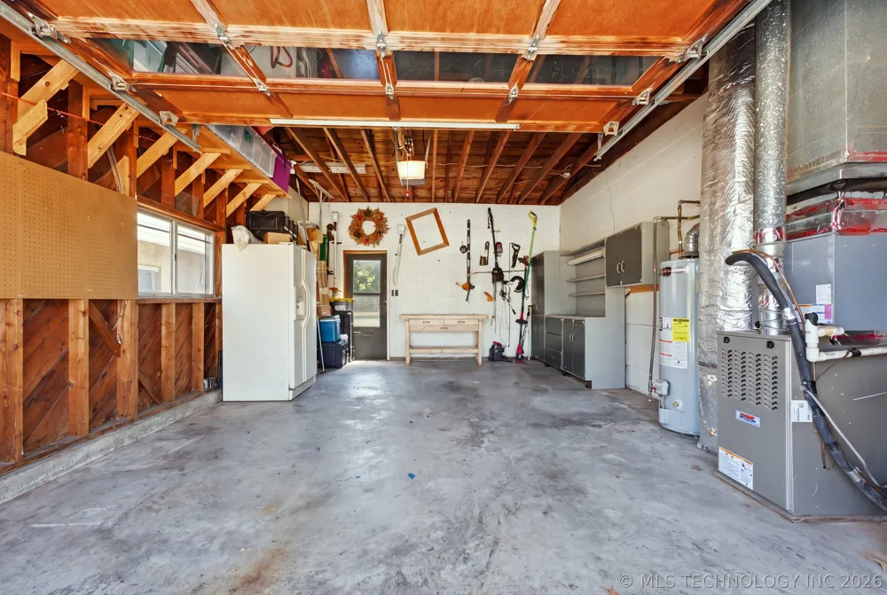 1301 W Smith Ferry Road Muskogee, OK 74401