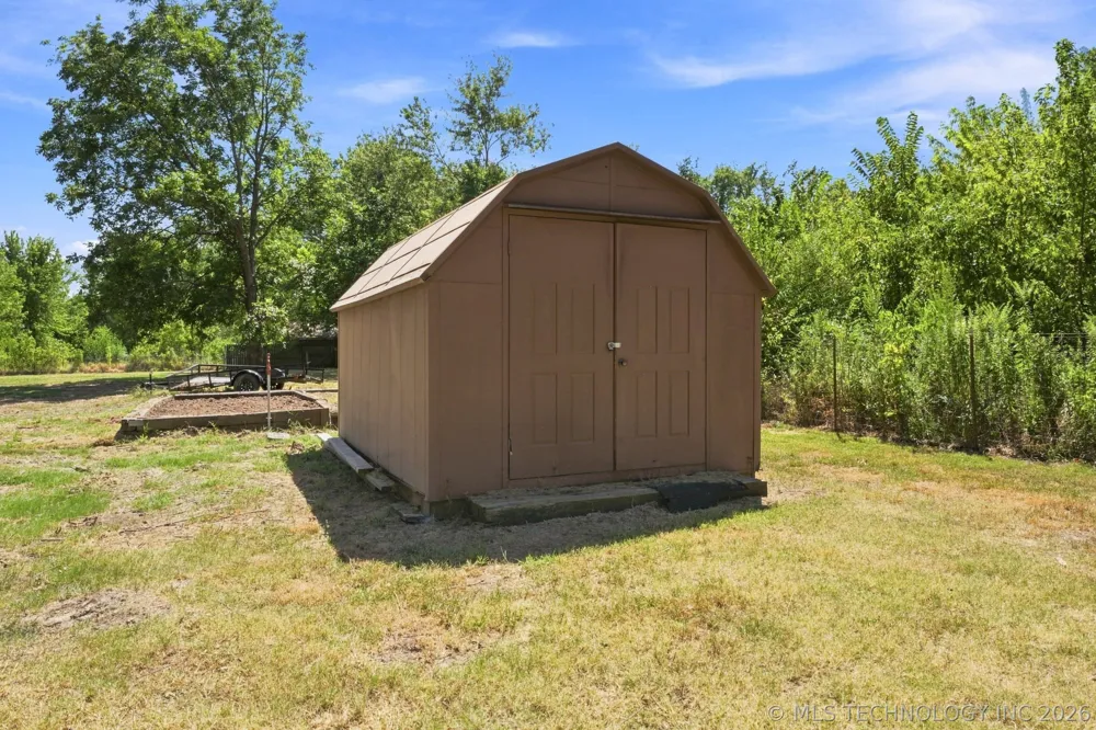 1301 W Smith Ferry Road Muskogee, OK 74401