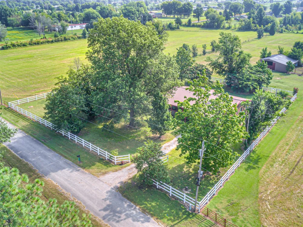 36087 S 4205 ROAD Inola, OK 74036