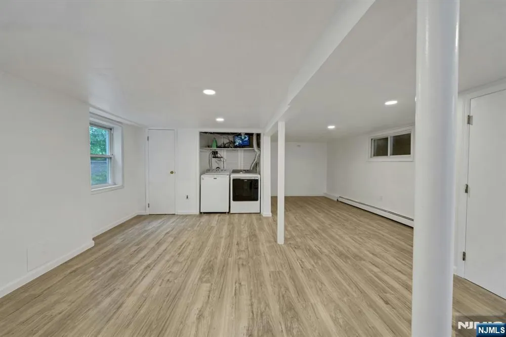 416 Lakeview Avenue Ringwood, NJ 07456