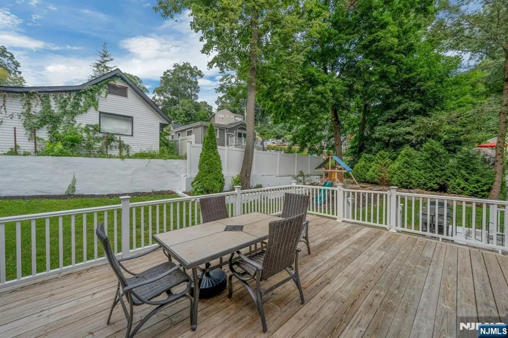 416 Lakeview Avenue Ringwood, NJ 07456