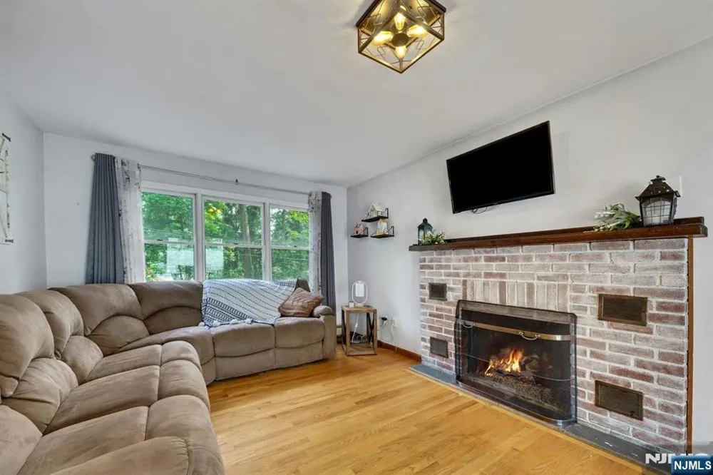 416 Lakeview Avenue Ringwood, NJ 07456