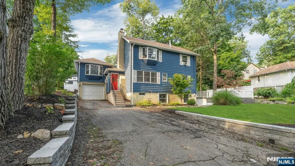 416 Lakeview Avenue Ringwood, NJ 07456