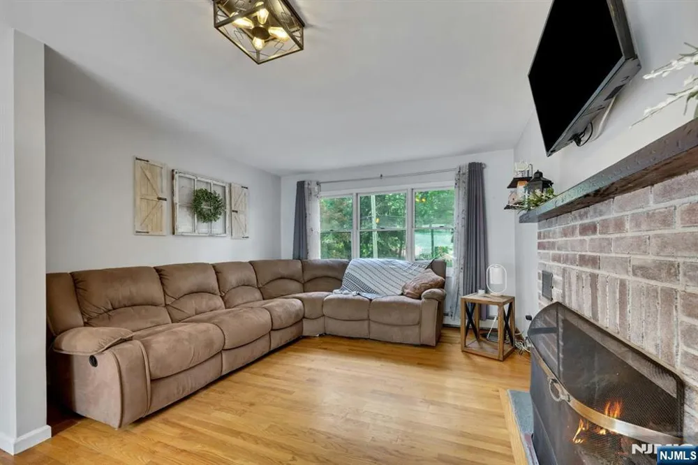 416 Lakeview Avenue Ringwood, NJ 07456