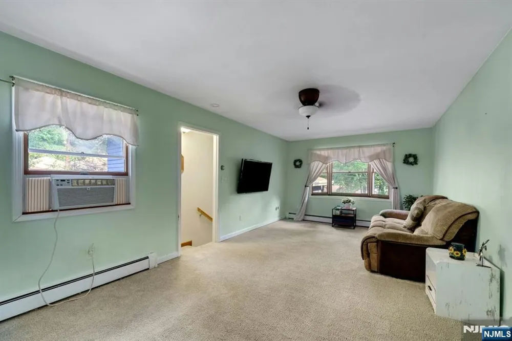 416 Lakeview Avenue Ringwood, NJ 07456