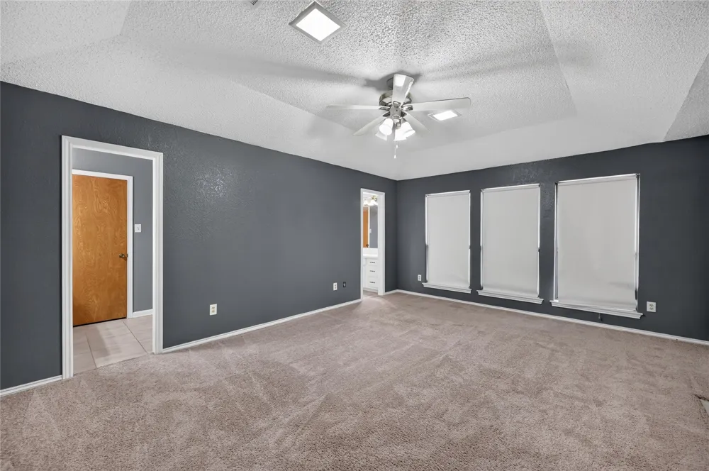 1226 Ranch Valley Drive DeSoto, TX 75115