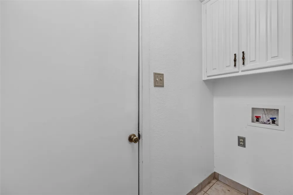 1226 Ranch Valley Drive DeSoto, TX 75115