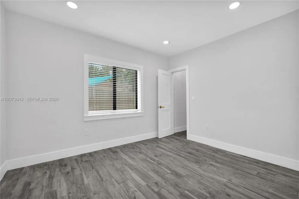 1566 NE 174th St North Miami Beach, FL 33162