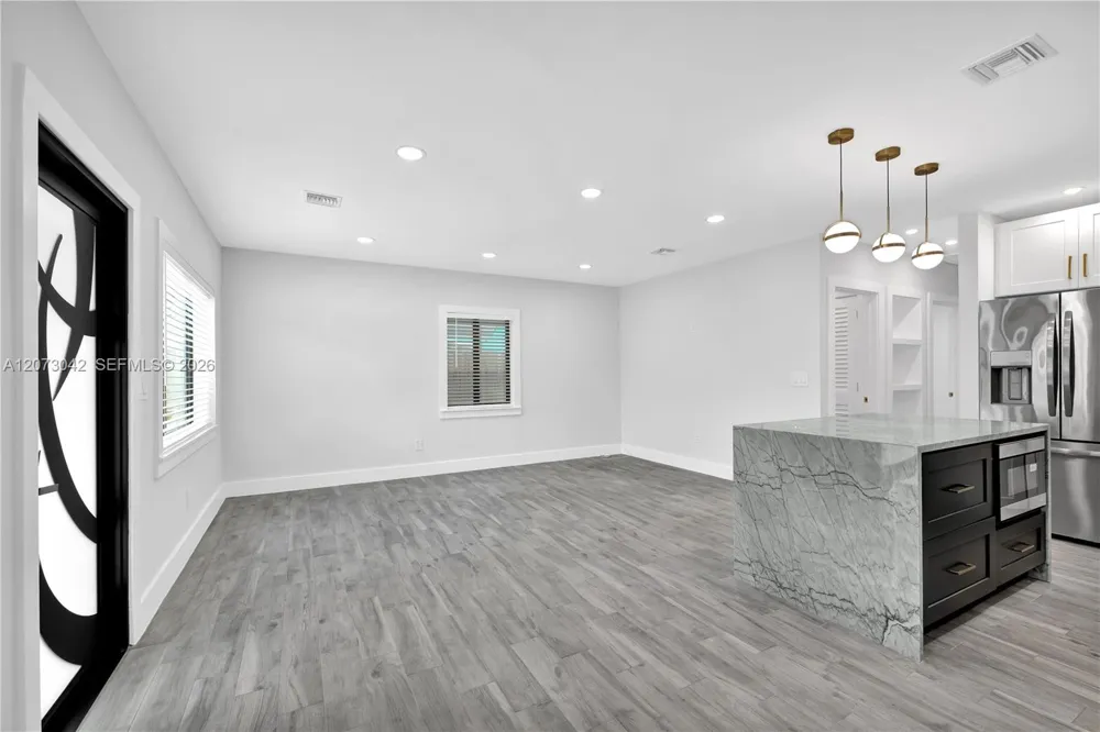 1566 NE 174th St North Miami Beach, FL 33162