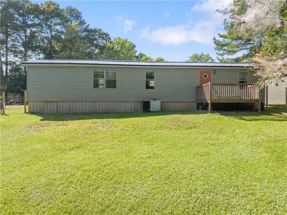247 Highway 323 Maysville, GA 30558