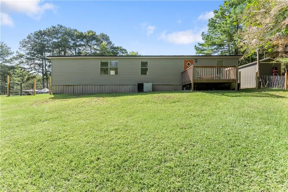 247 Highway 323 Maysville, GA 30558