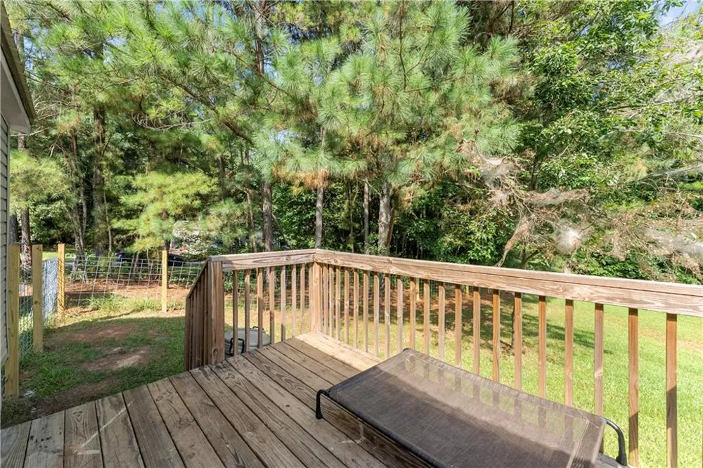 247 Highway 323 Maysville, GA 30558