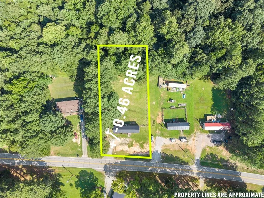 247 Highway 323 Maysville, GA 30558