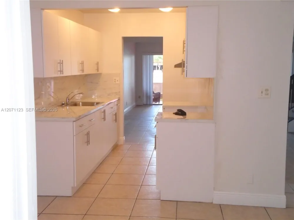 1648 NW 58TH AV #3 Lauderhill, FL 33313
