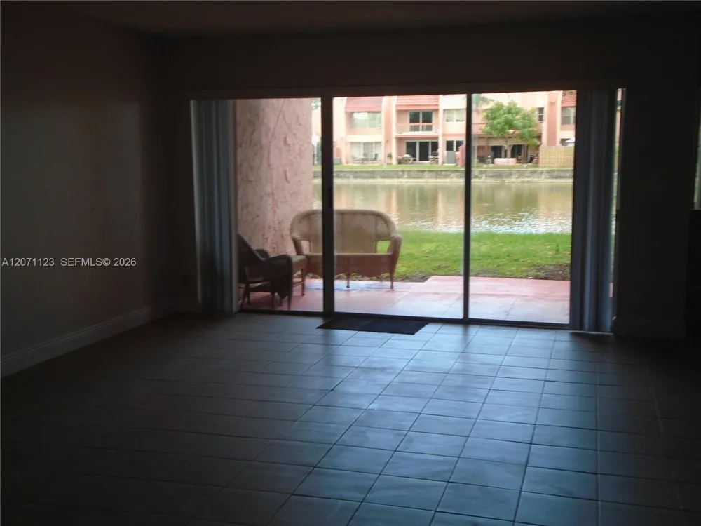 1648 NW 58TH AV #3 Lauderhill, FL 33313
