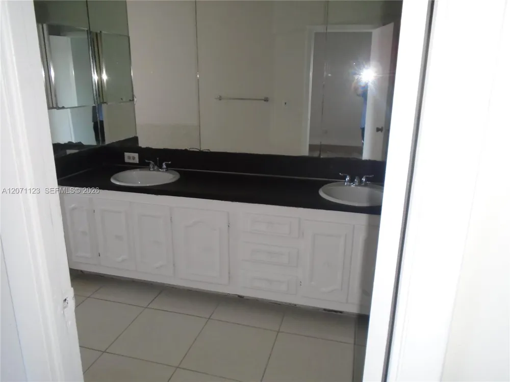 1648 NW 58TH AV #3 Lauderhill, FL 33313