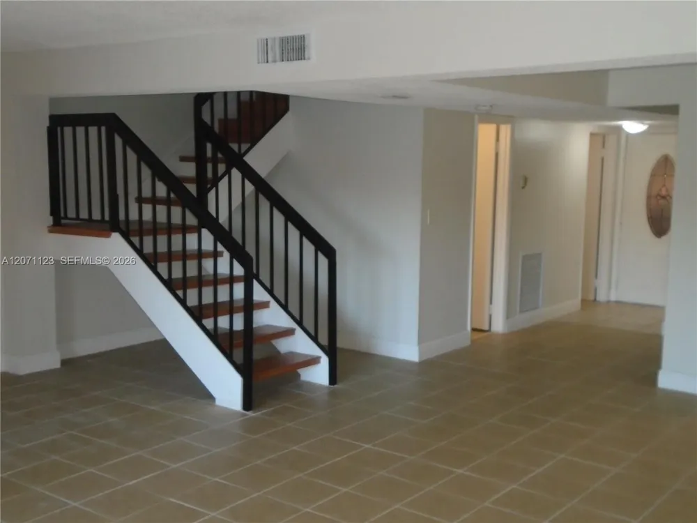 1648 NW 58TH AV #3 Lauderhill, FL 33313