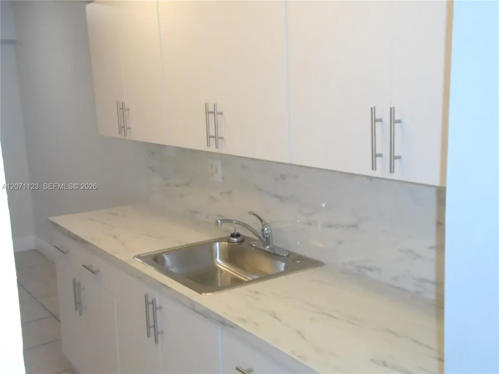 1648 NW 58TH AV #3 Lauderhill, FL 33313