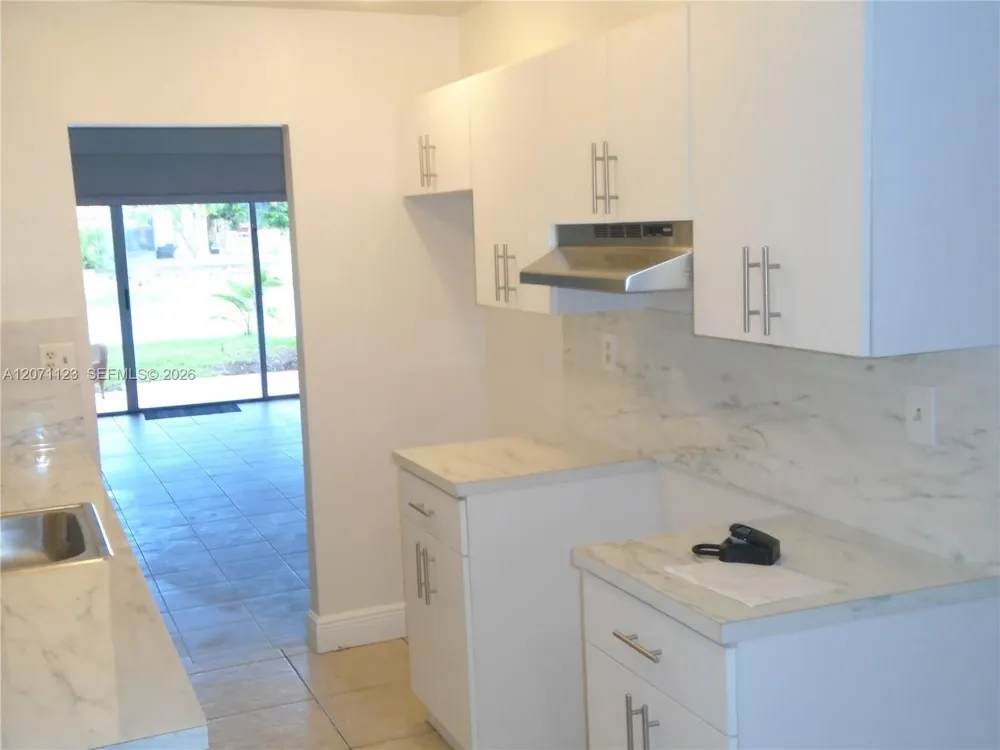 1648 NW 58TH AV #3 Lauderhill, FL 33313