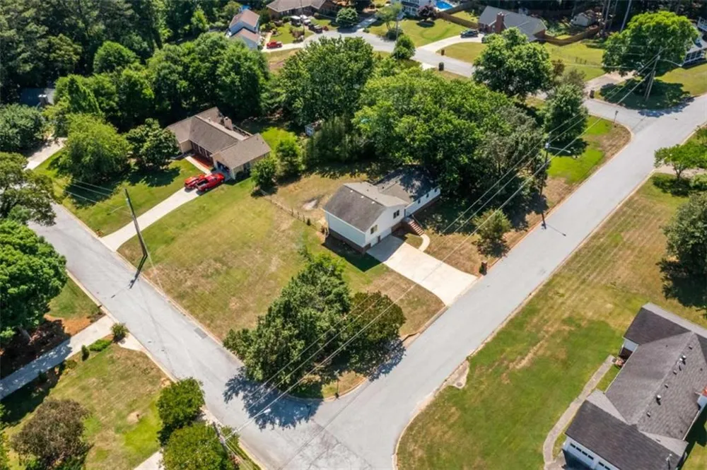 2250 Ridge Forest Drive Grayson, GA 30017