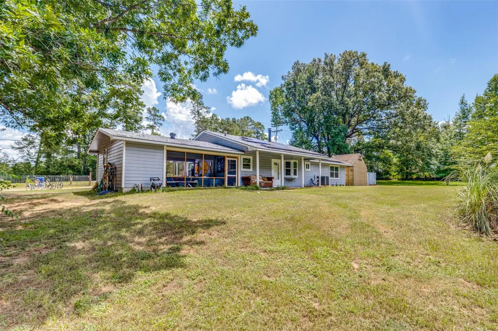 289 Fm 350 Livingston, TX 77351