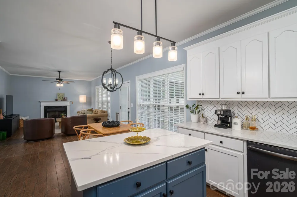 908 Carole Summey Drive Dallas, NC 28034