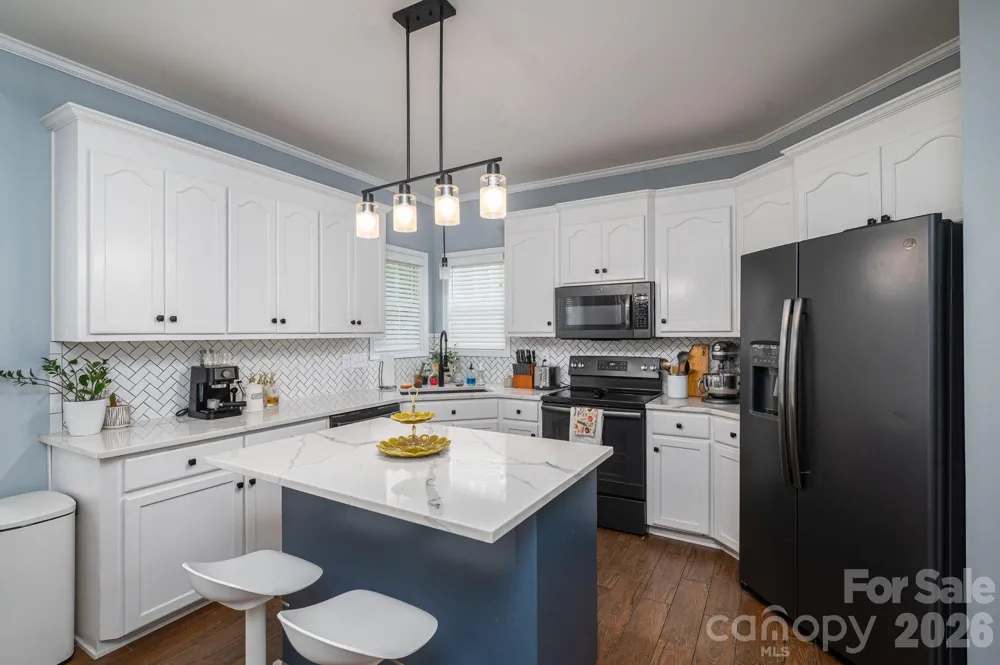 908 Carole Summey Drive Dallas, NC 28034