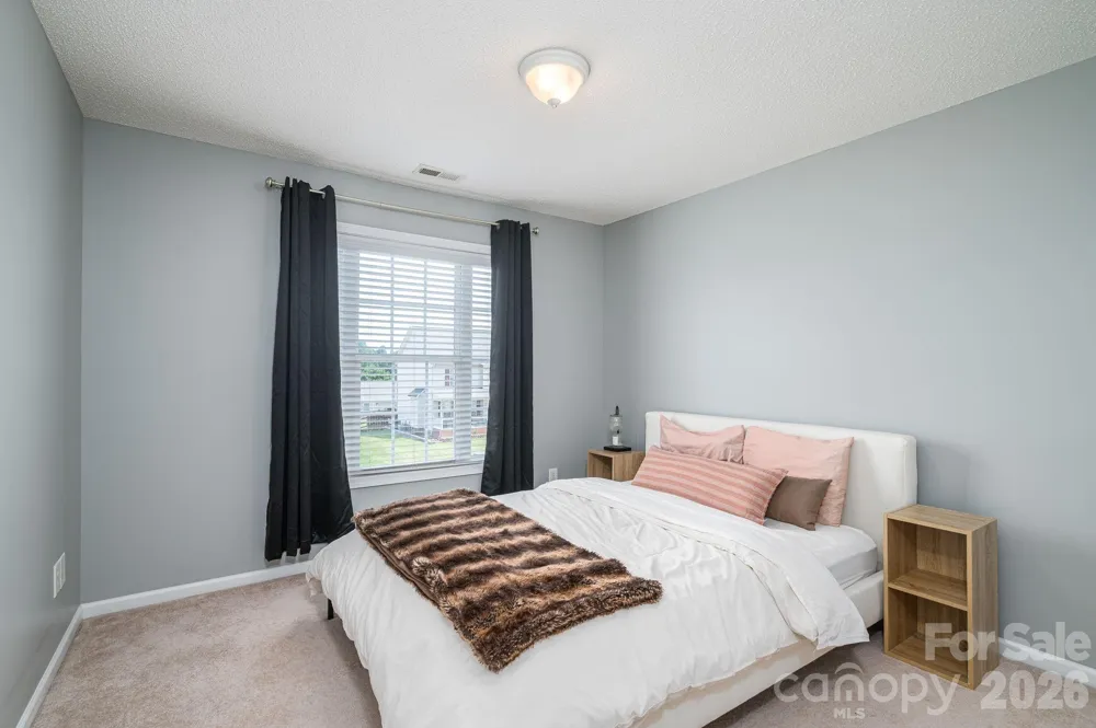 908 Carole Summey Drive Dallas, NC 28034