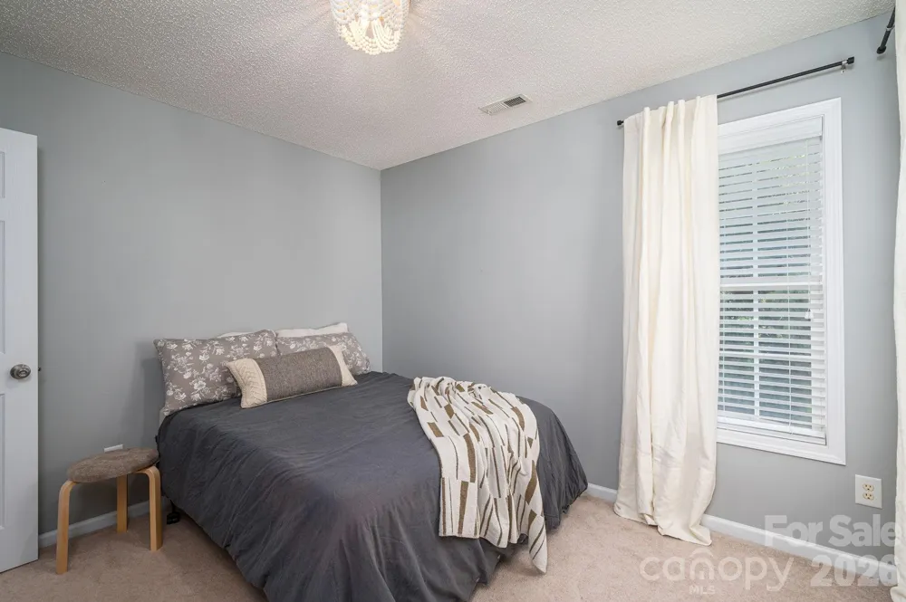 908 Carole Summey Drive Dallas, NC 28034