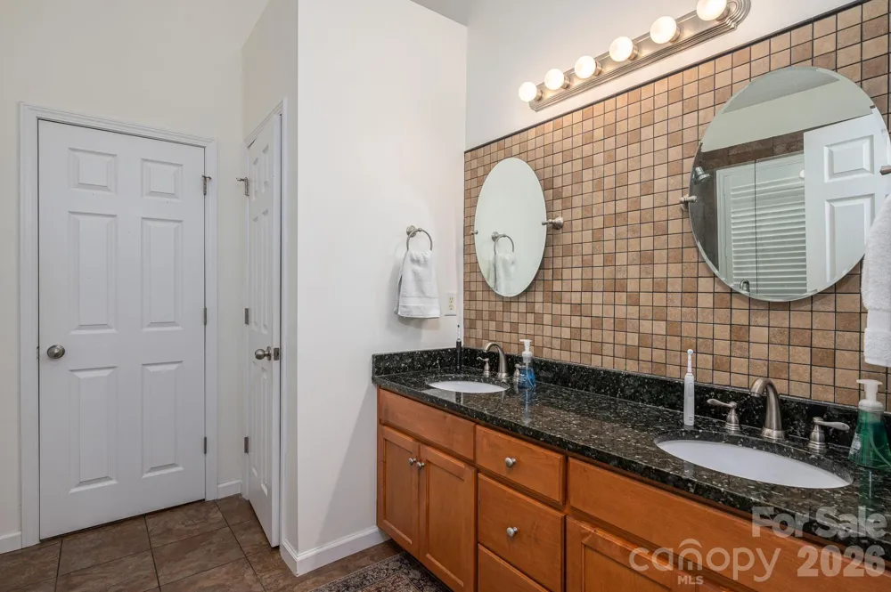 908 Carole Summey Drive Dallas, NC 28034