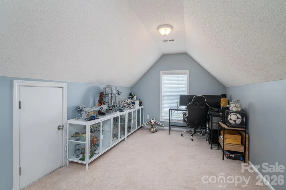 908 Carole Summey Drive Dallas, NC 28034