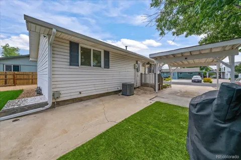1502 Carmelita Court