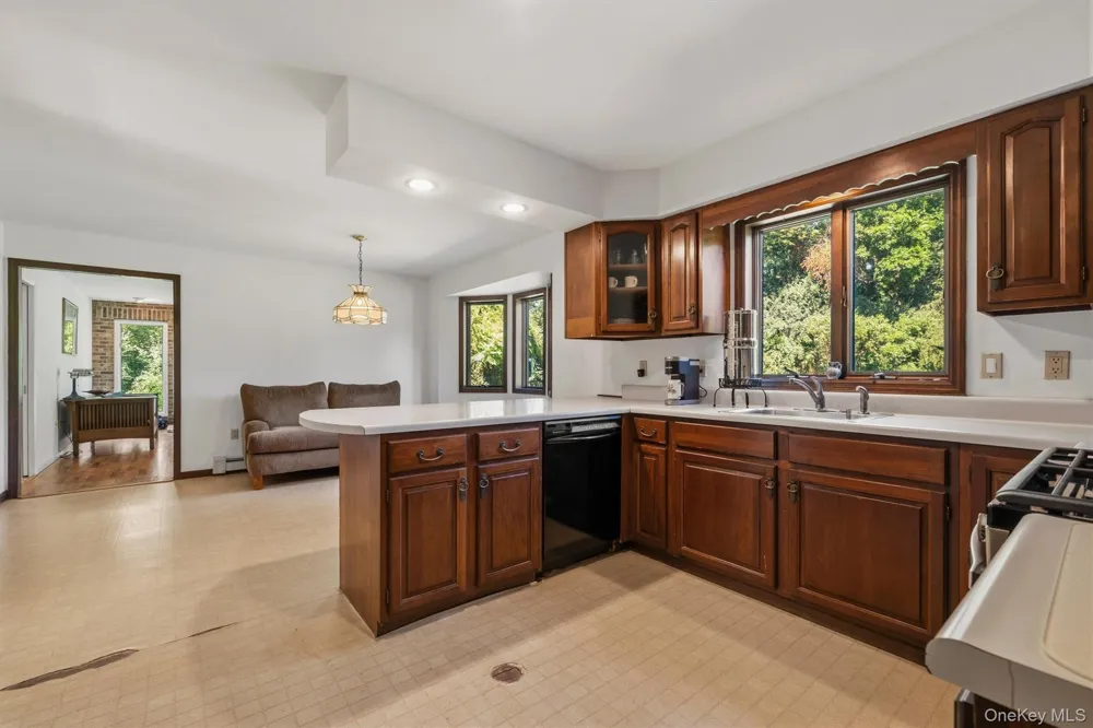 180 Sarah Wells Trail Campbell Hall, NY 10916