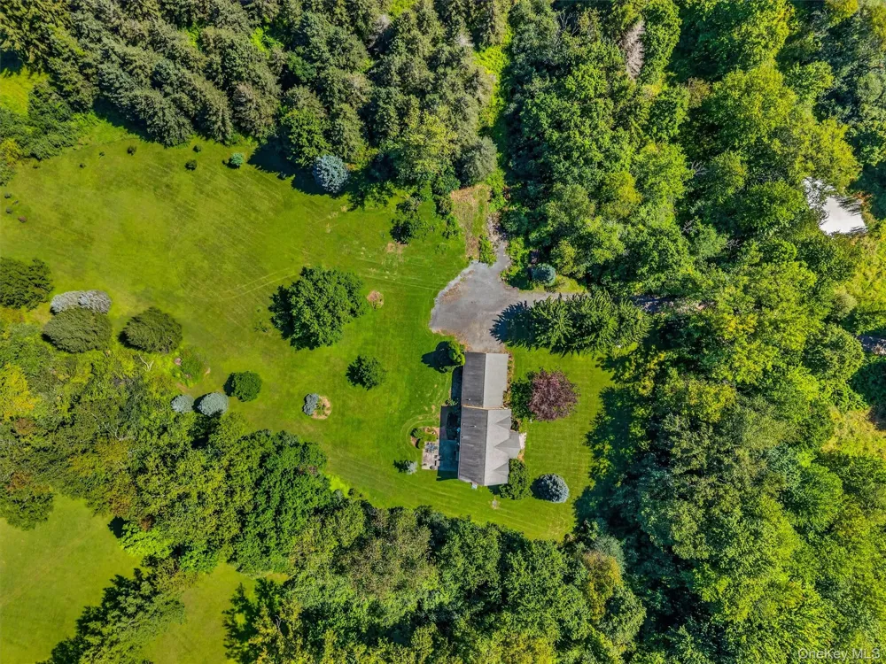 180 Sarah Wells Trail Campbell Hall, NY 10916