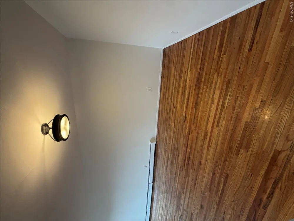 1927 84th Street #3rd floor Brooklyn, NY 11214