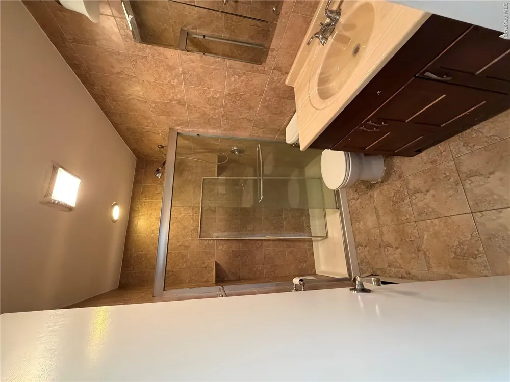 1927 84th Street #3rd floor Brooklyn, NY 11214