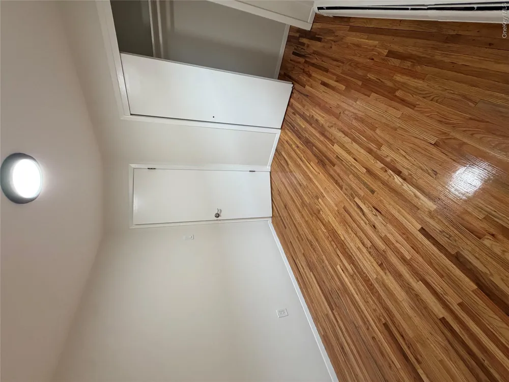 1927 84th Street #3rd floor Brooklyn, NY 11214